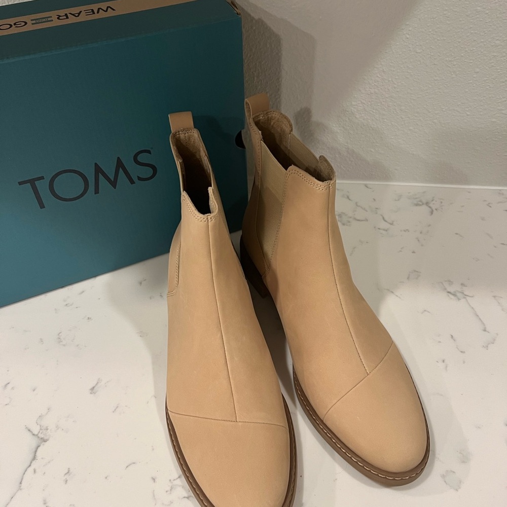 TOMS Beige Chelsea Boots